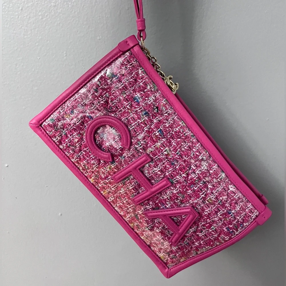 Chanel Wristlet - Picture 4 of 9